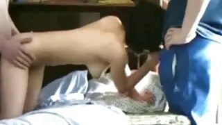 پتلا Bianka Pureheart ایک دھچکا کام کرتا ہے اور ایک مشکل فلم سکس دوجنسه مرگا سواری