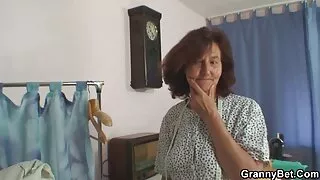 ٹوپ منحنی masseuses کے دلار اور آخر میں ایک خوبصورت دانلود رایگان فیلم سکسی عربی کلائنٹ