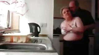 فحش سرخ بالوں والی slut Marimar ہے فلم عربی سکسی اس کی گدی gaped میں ایک threesome کے