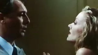 Bootylicious ماں دانا DeArmond پاگل ہو جاتا ہے میں ایک نوجوان دانلود سکسی عربی حملے