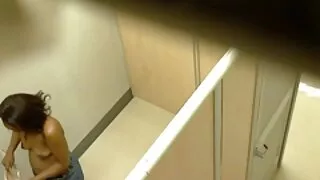 طوائف کی گرل ایک دوسرے کو چاٹنا کی سلاتس اور فلم سکس مترجم گائے مشق ان کے مقعد سوراخ بے رحمی